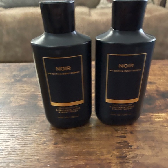 Noir Black Body Wash by Bath & Body Works - Picture 1 of 3